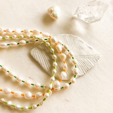 Load image into Gallery viewer, Joyful Pearls Green Necklace