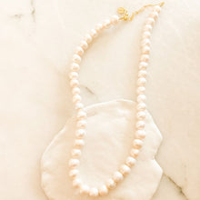 Load image into Gallery viewer, Classics No.3 | Pearl Necklace