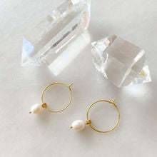 Load image into Gallery viewer, Denise Pearl & Silver Earrings