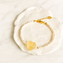 Load image into Gallery viewer, Frosty Natural Pearl Bracelet