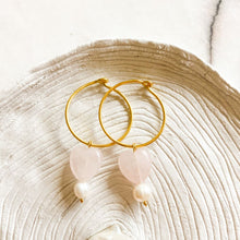 Load image into Gallery viewer, Heart of Love Earrings