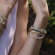 Load image into Gallery viewer, Marilyn Natural Pearl Moonstone Bracelet
