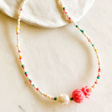 Load image into Gallery viewer, Petit Pineapple Necklace