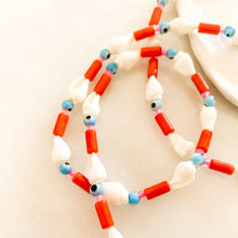 Load image into Gallery viewer, All Eyes On Me Necklace