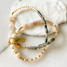 Load image into Gallery viewer, Annie Sunstone & Labradorite & Pearl Necklace