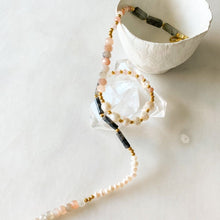 Load image into Gallery viewer, Annie Sunstone & Labradorite & Pearl Necklace
