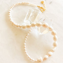 Load image into Gallery viewer, Bella Pearl Necklace