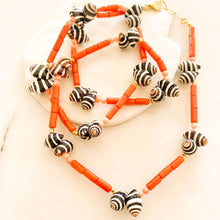 Load image into Gallery viewer, Deep Deep Love Necklace