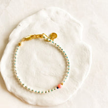 Load image into Gallery viewer, Flamingos in my Glass Bracelet