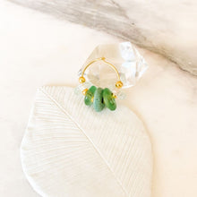 Load image into Gallery viewer, Hand in Hand Earring