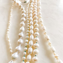 Load image into Gallery viewer, That Morning Light Necklace