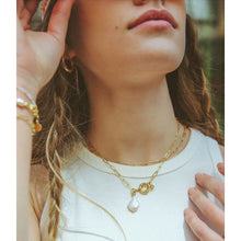 Load image into Gallery viewer, Novella Natural Pearl Chain Necklace
