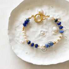 Load image into Gallery viewer, Bree Sodalite &amp; Pearl Bracelet
