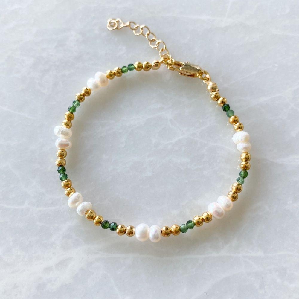 Euphoria Natural Pearl & Jade Bracelet