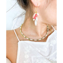 Load image into Gallery viewer, Vila Pearl &amp; Coral Earrings
